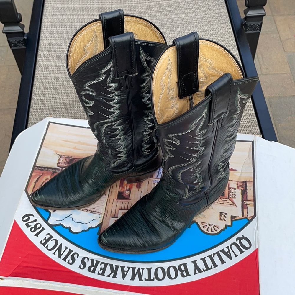 VINTAGE JUSTIN’S COWBOY BOOTS